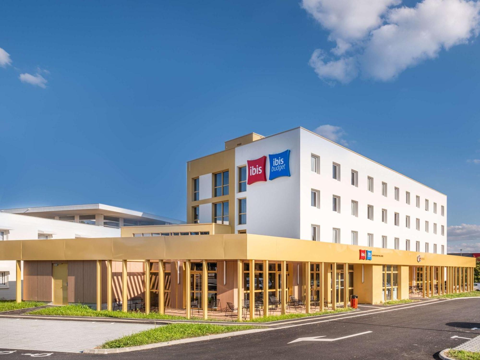 Ibis Nantes Treillieres Hotel Exterior foto